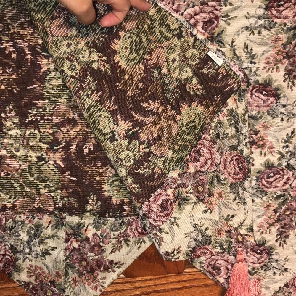 SPECIAL! 3/$12 Tapestry Table Runners Set